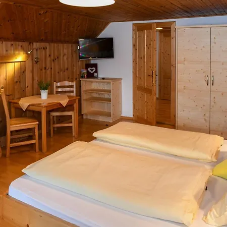 Weitgasserhof Pensión *
